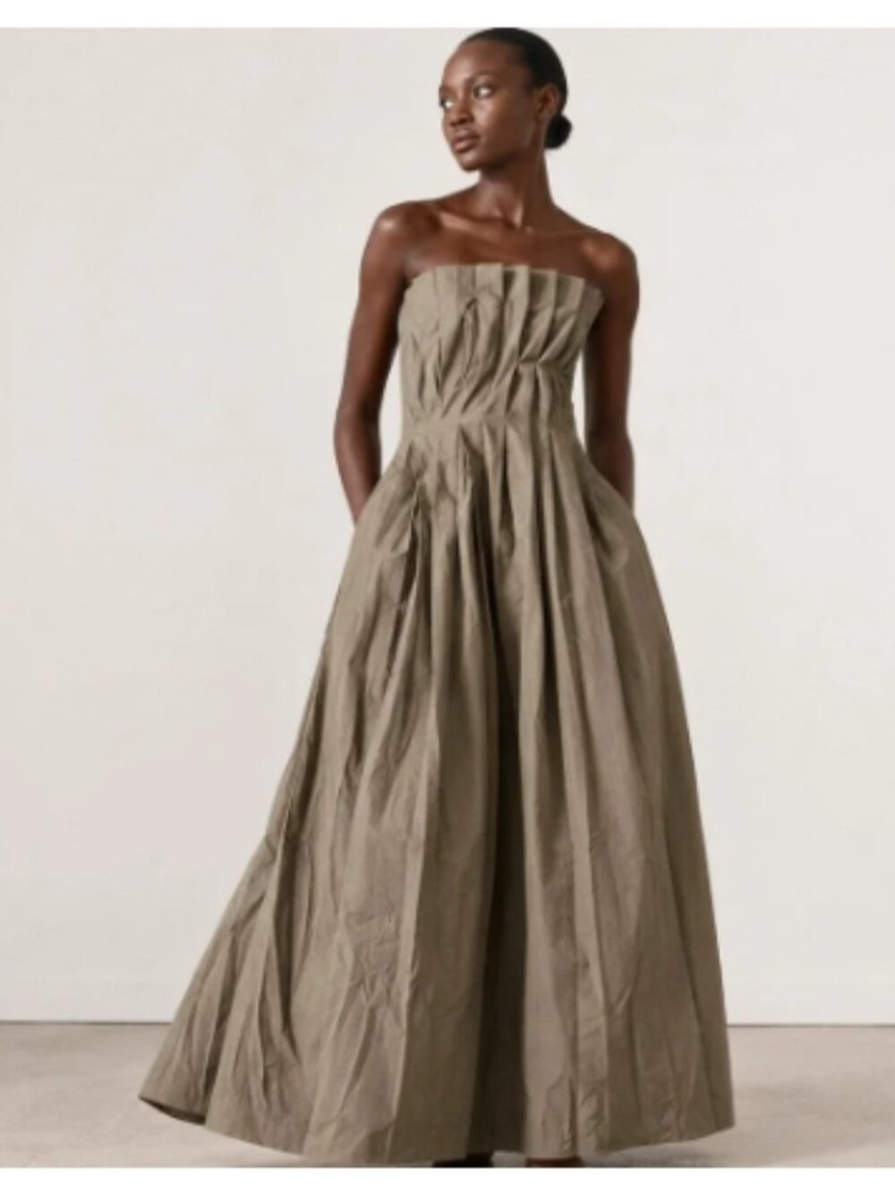 Zara maxi pleated sculptured dress
